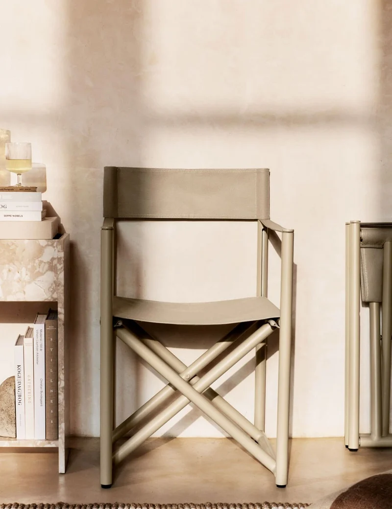 voya folding chair