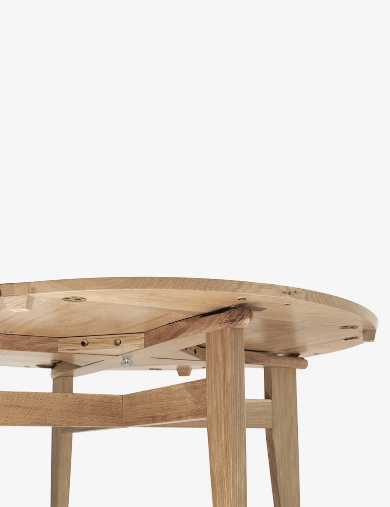 gascoin dining b-table