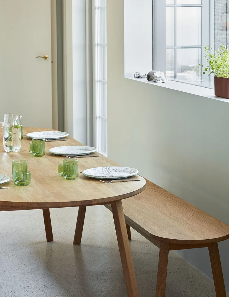 triangle leg table 200cm