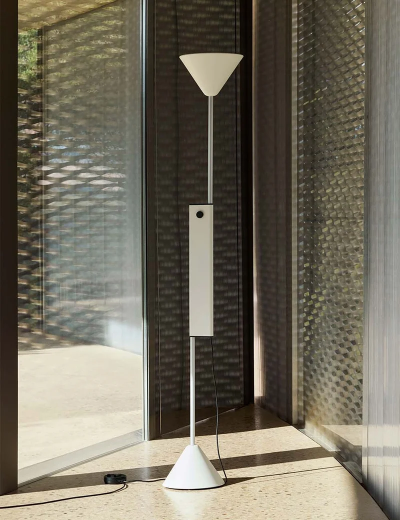twist floor lamp