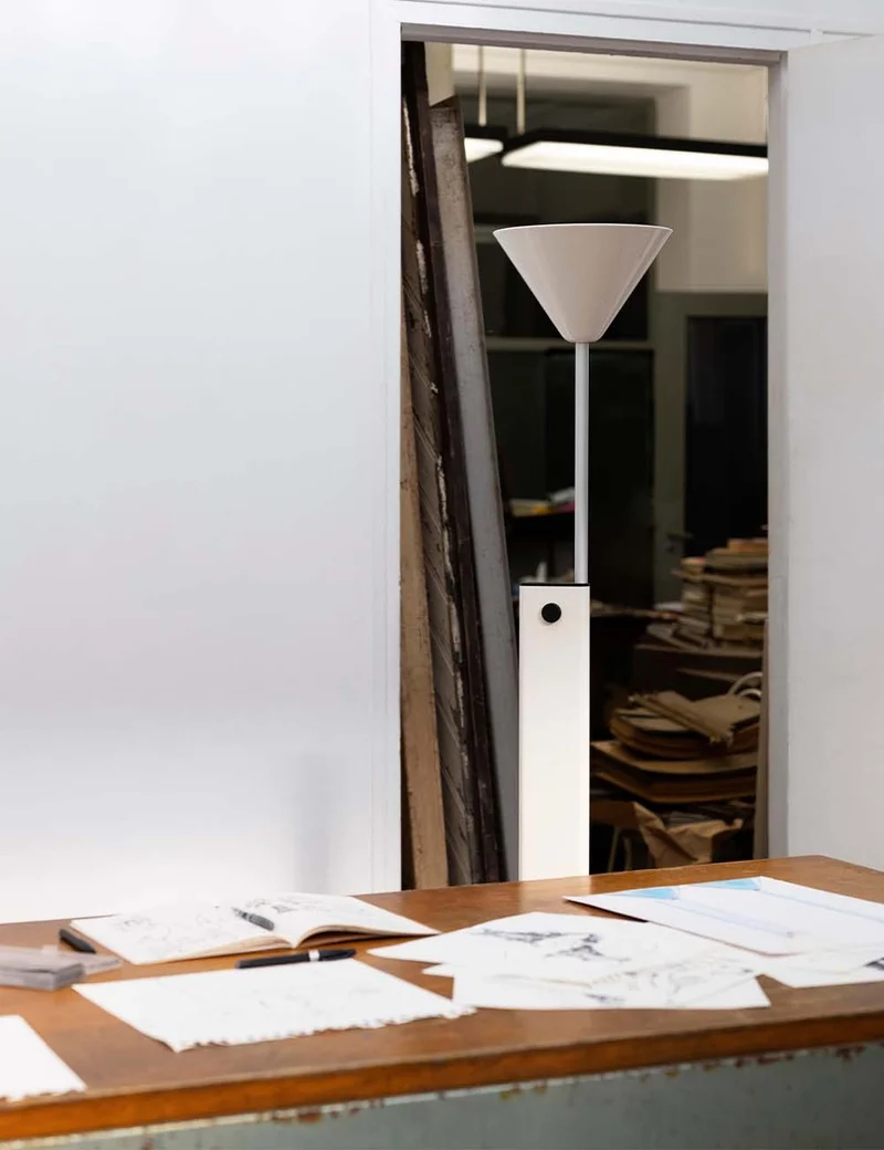 twist floor lamp