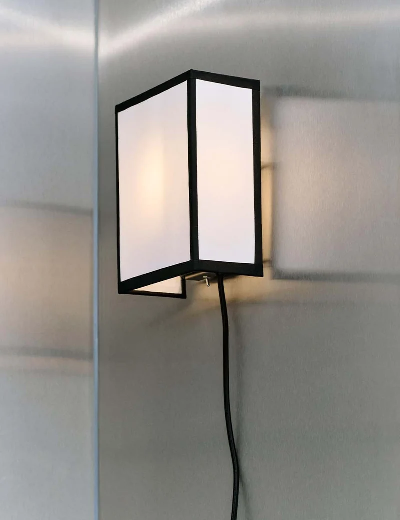 ava square wall lamp