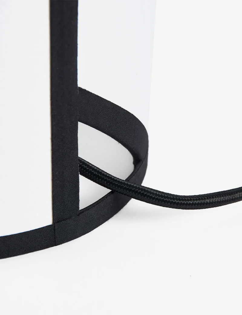 ava pyramid table lamp 290