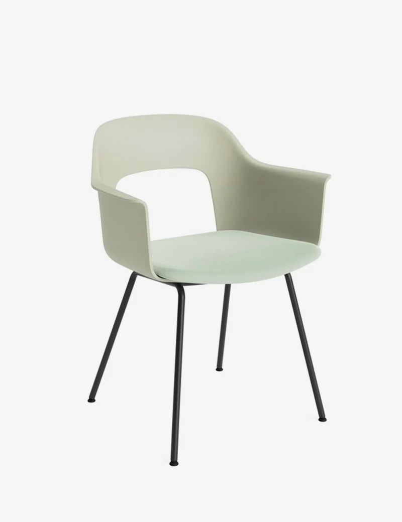 layout armchair 213 black