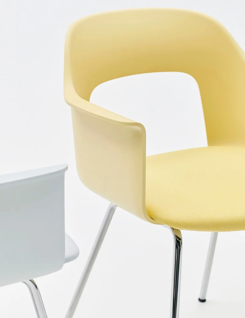 layout armchair 211 black
