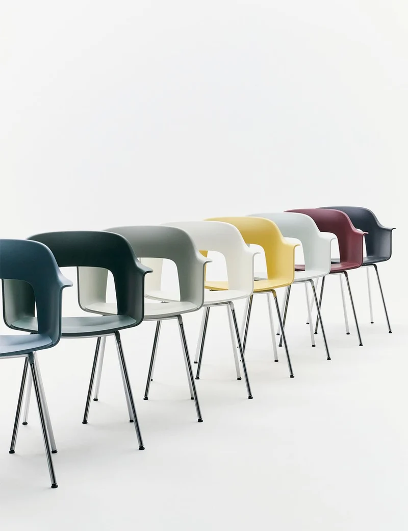 layout armchair 211 black