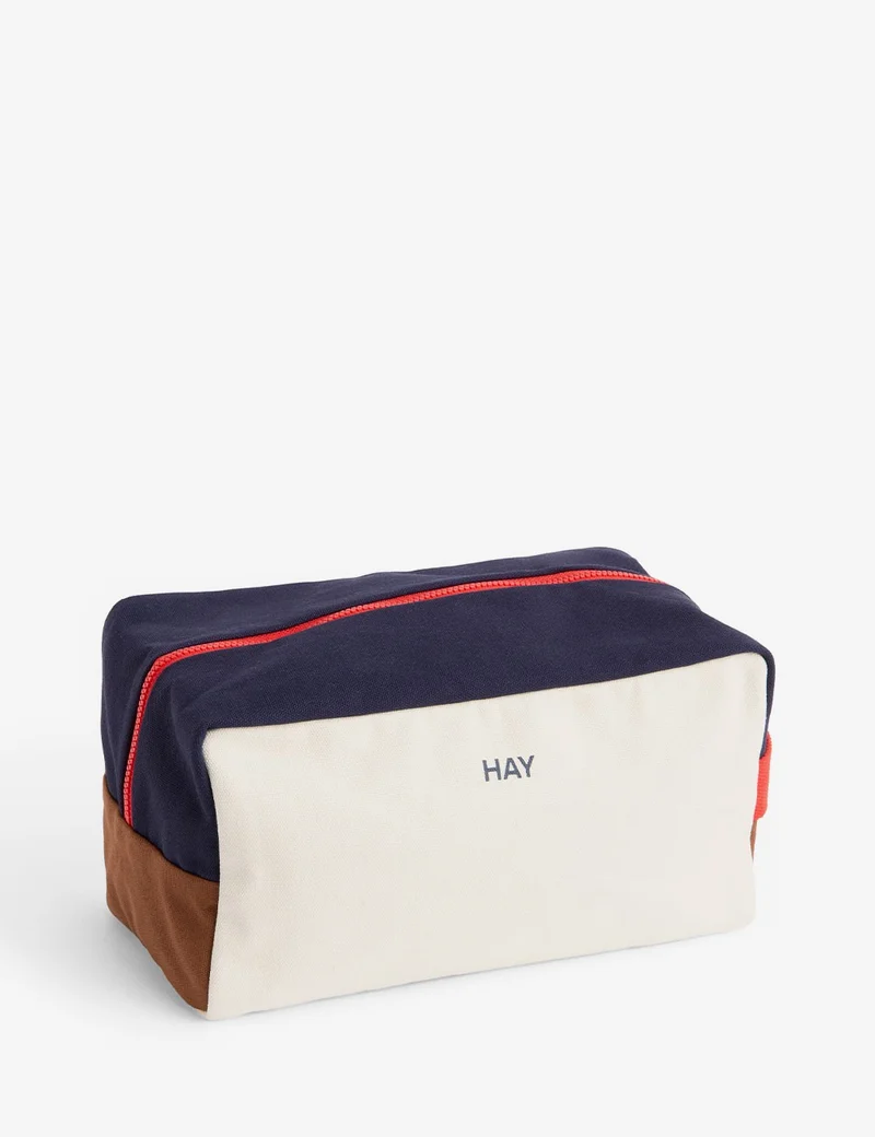 multi wash bag