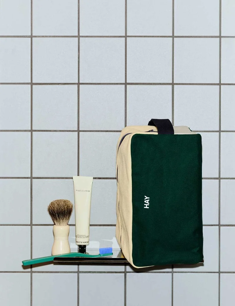 multi wash bag