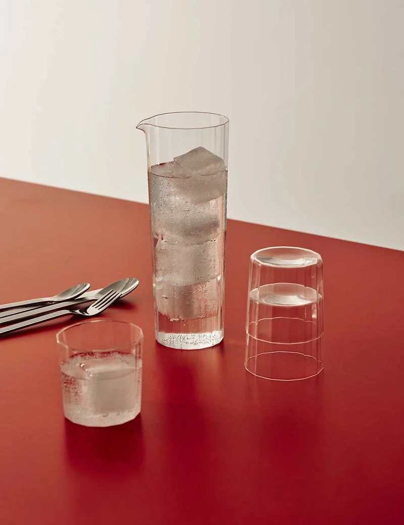 angle carafe