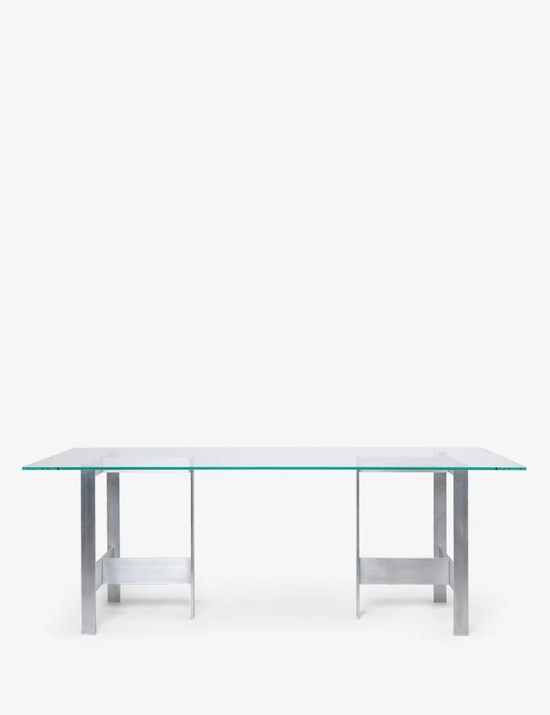 lager dining table