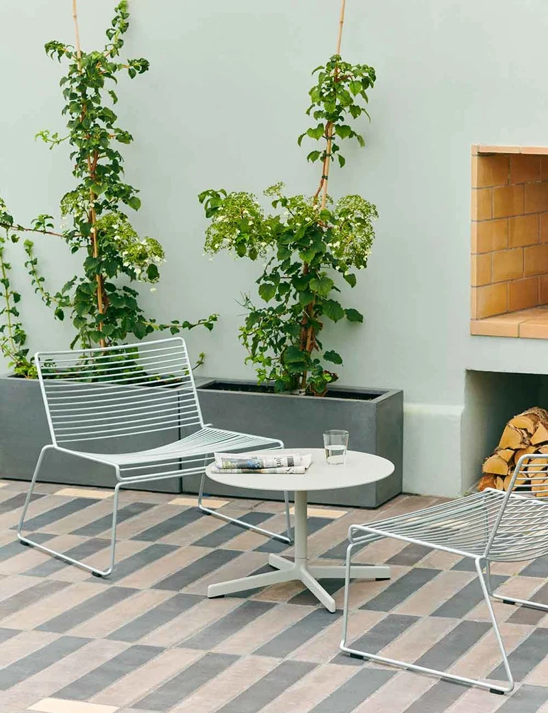 hee lounge chair