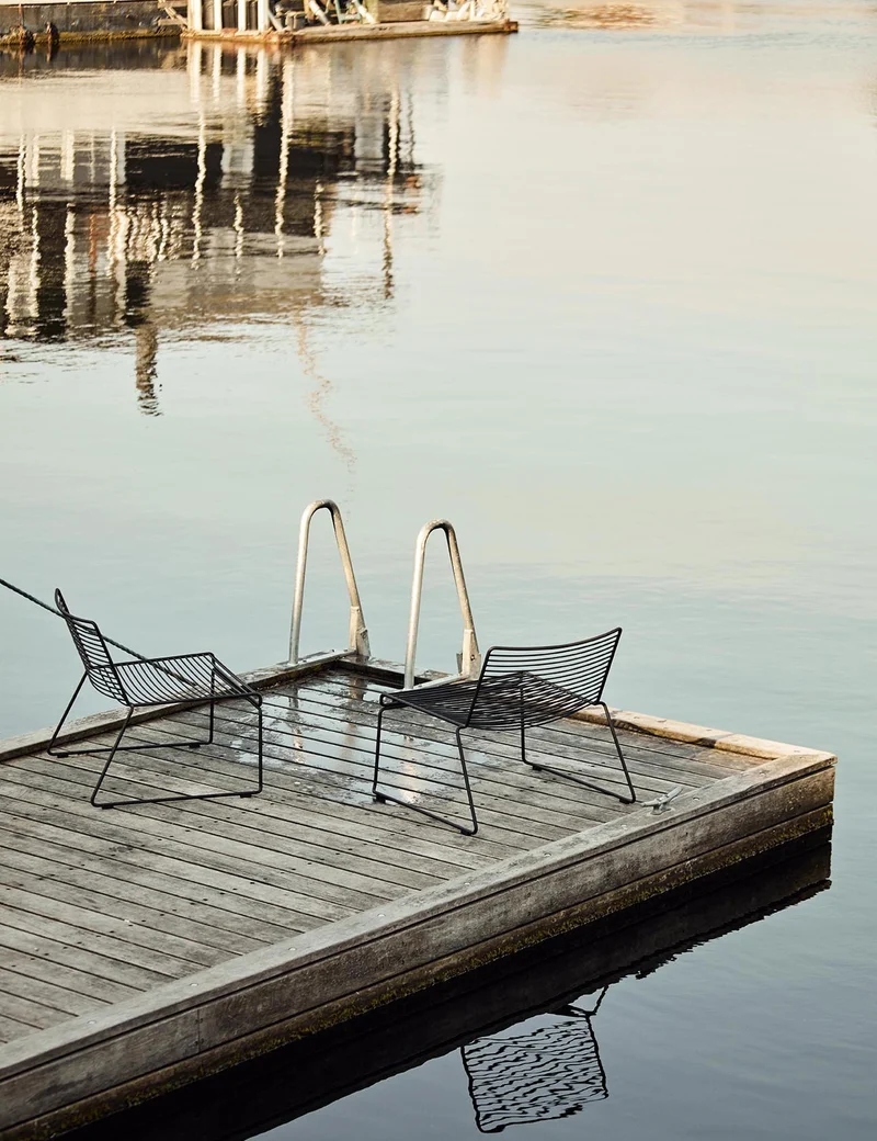 hee lounge chair