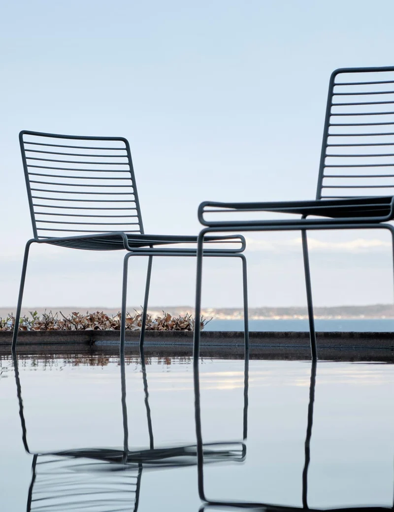 hee lounge chair