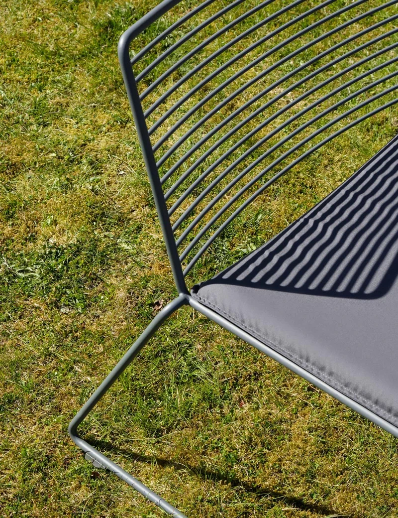 hee lounge chair
