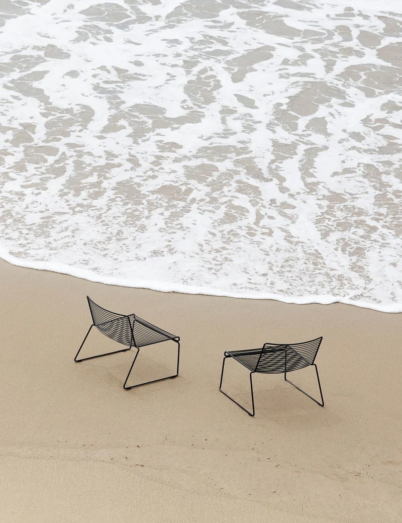 hee lounge chair