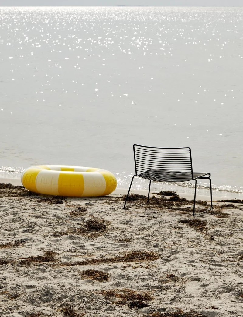 hee lounge chair