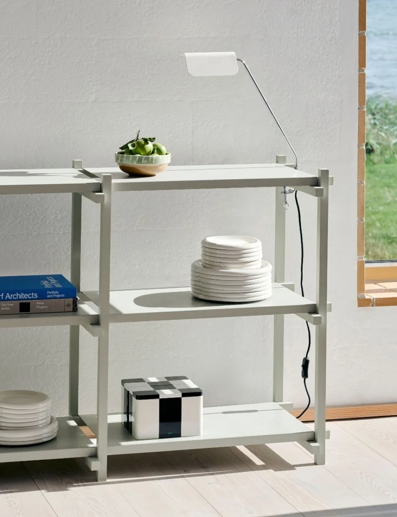 woody shelving low