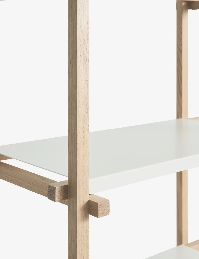 woody shelving column high