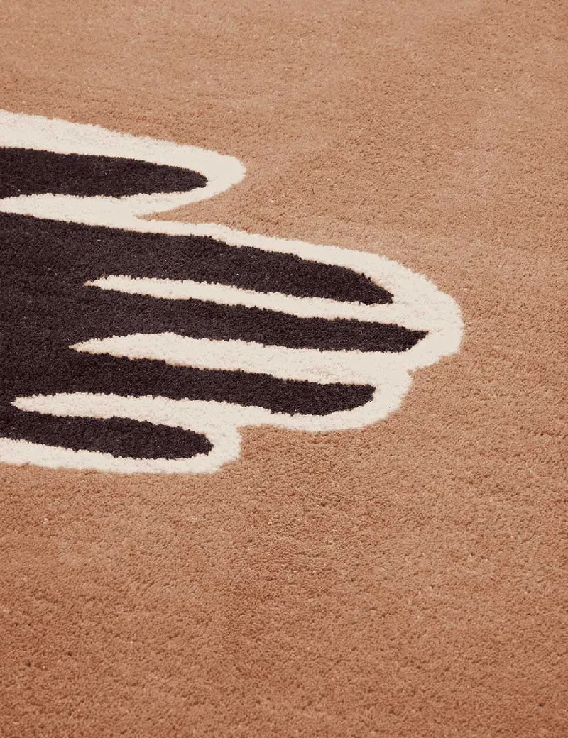 pose tufted rug