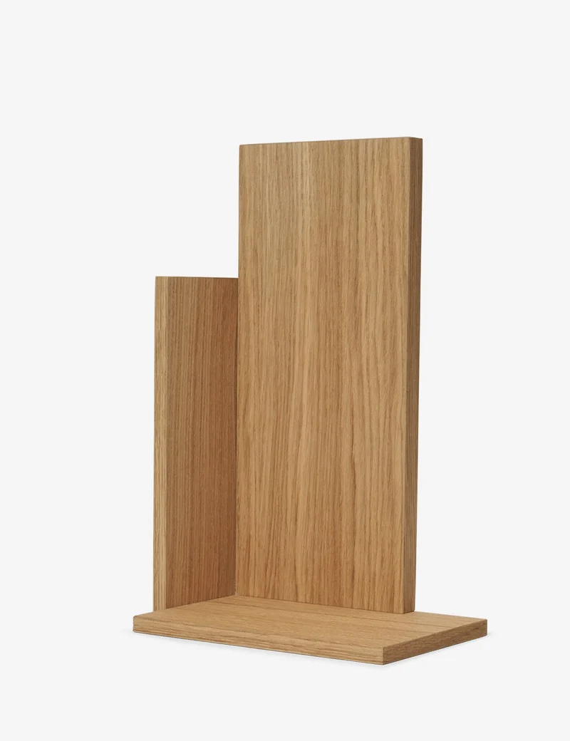 stagger shelf tall
