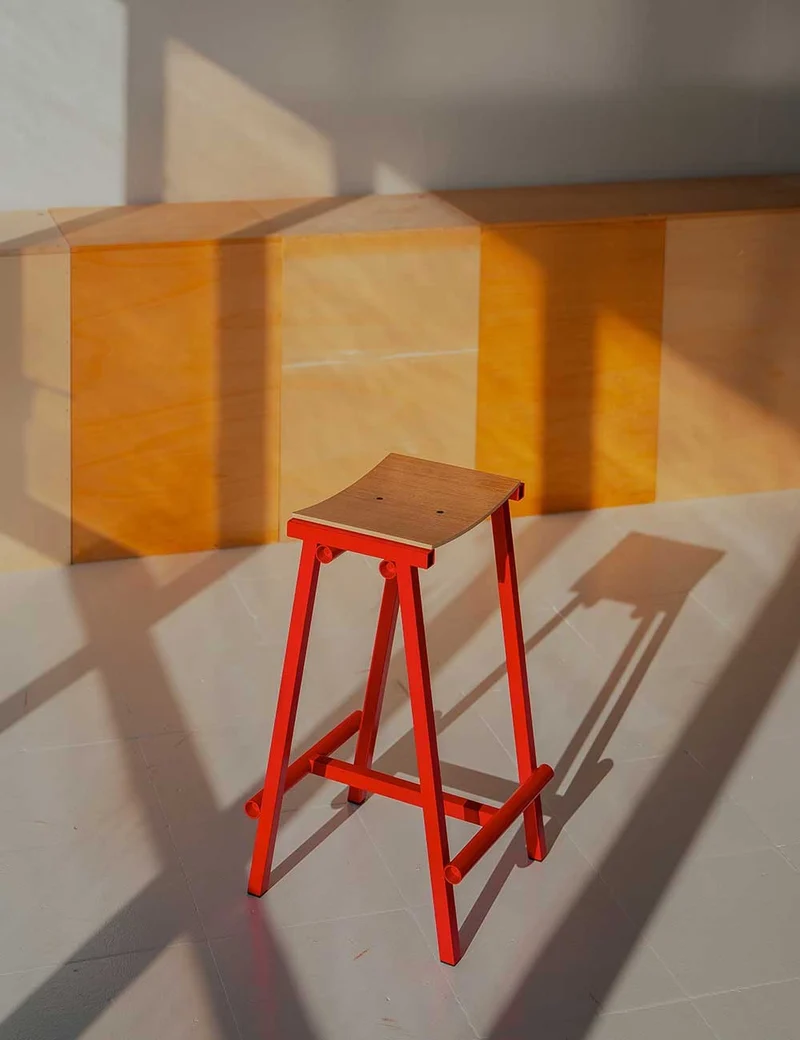 Taburete 8 bar stool H65