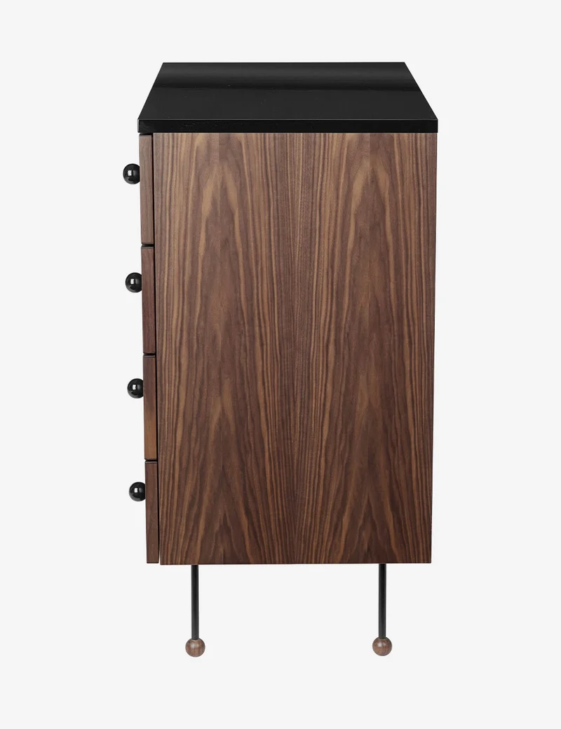62 dresser