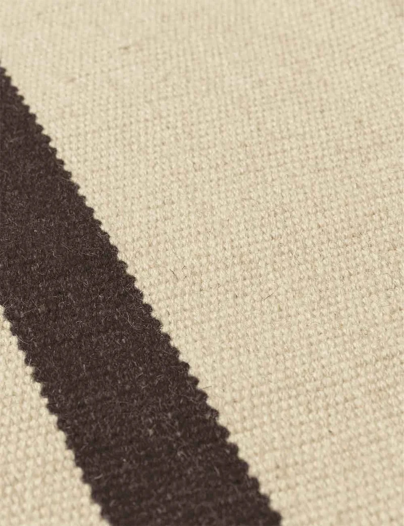 calm kelim rug off-white