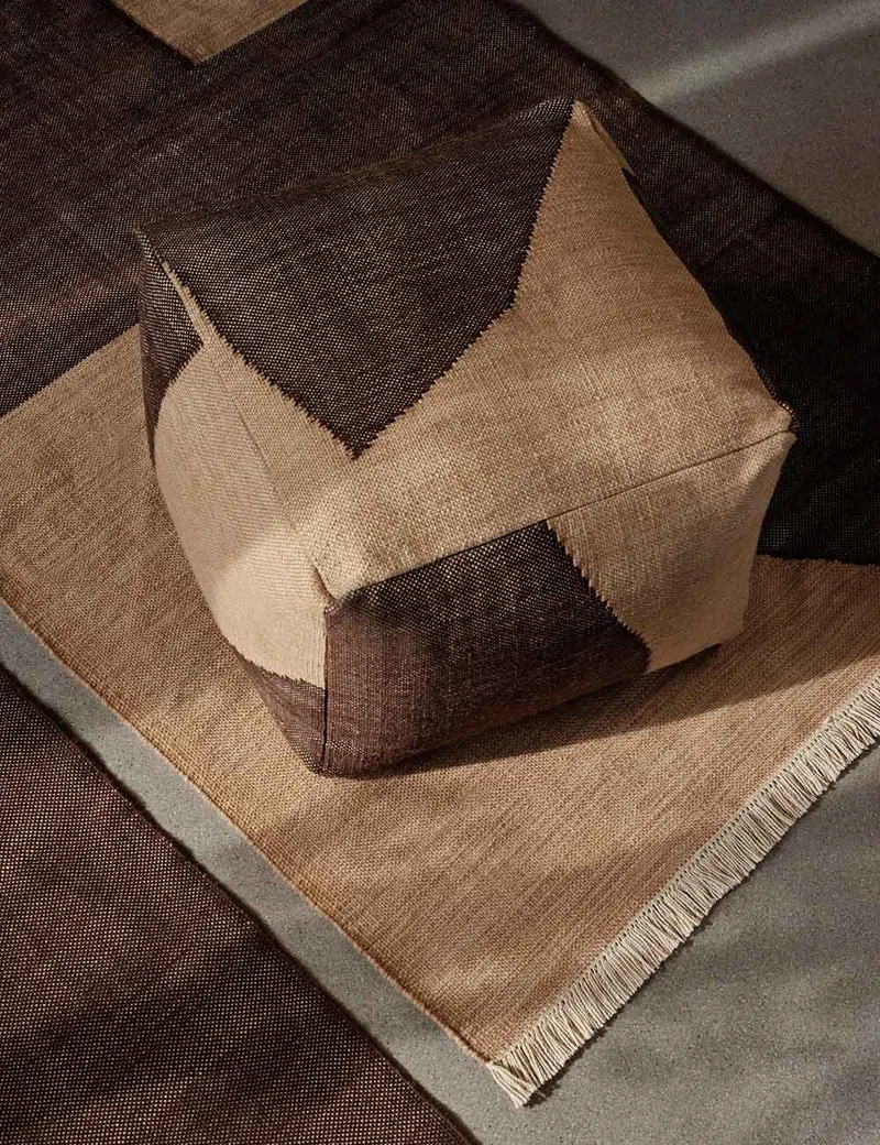 forene square pouf