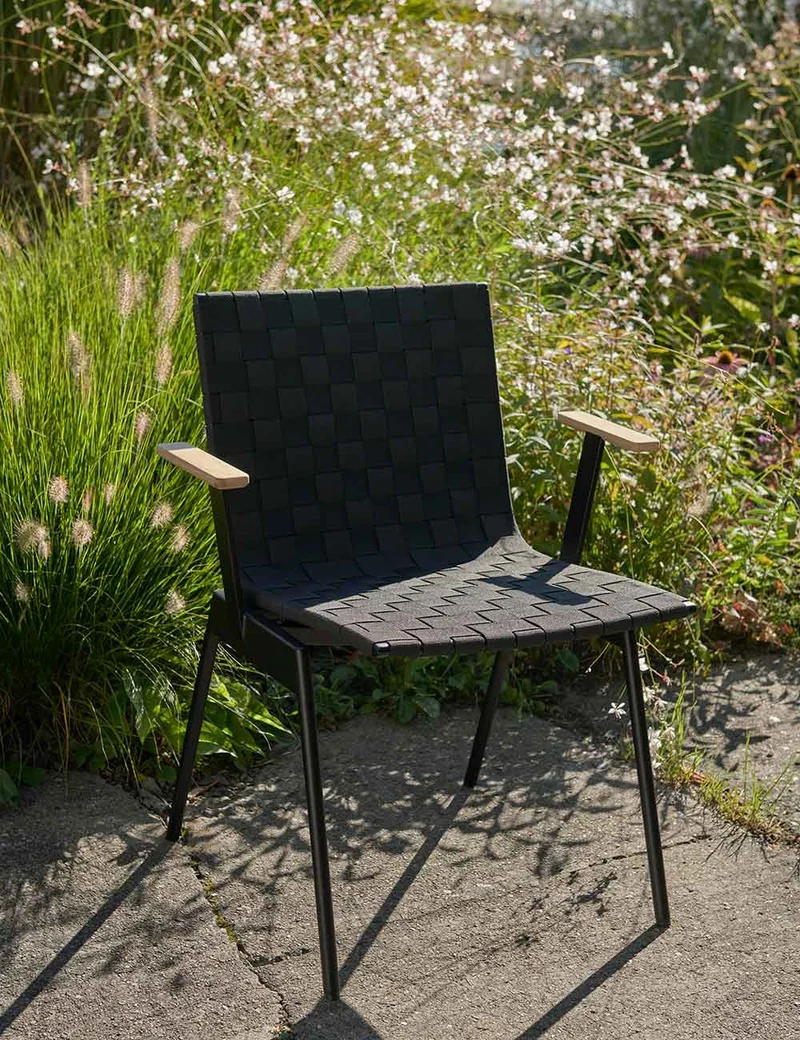ville av34 armchair