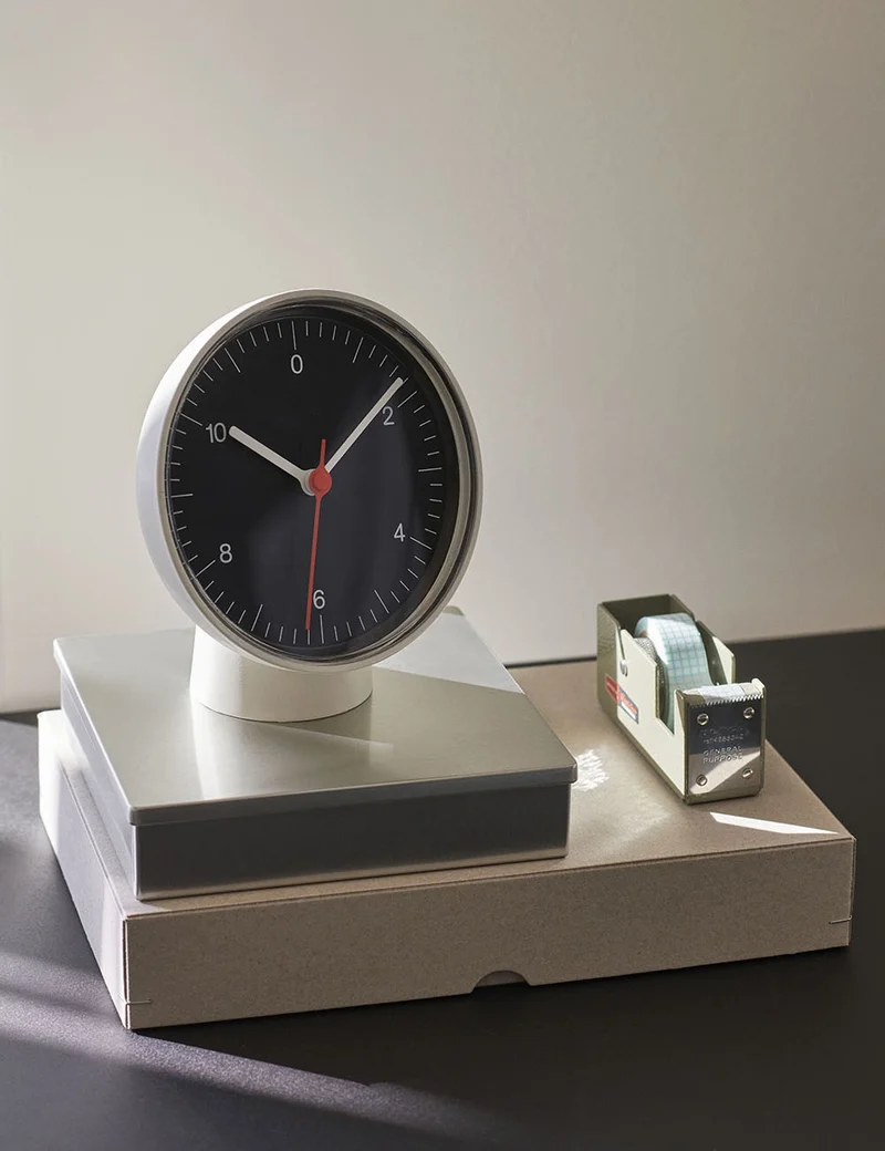 table clock