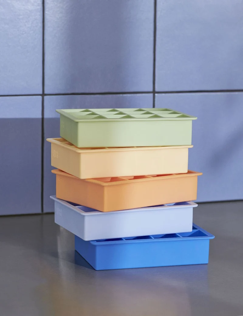 ice cube tray