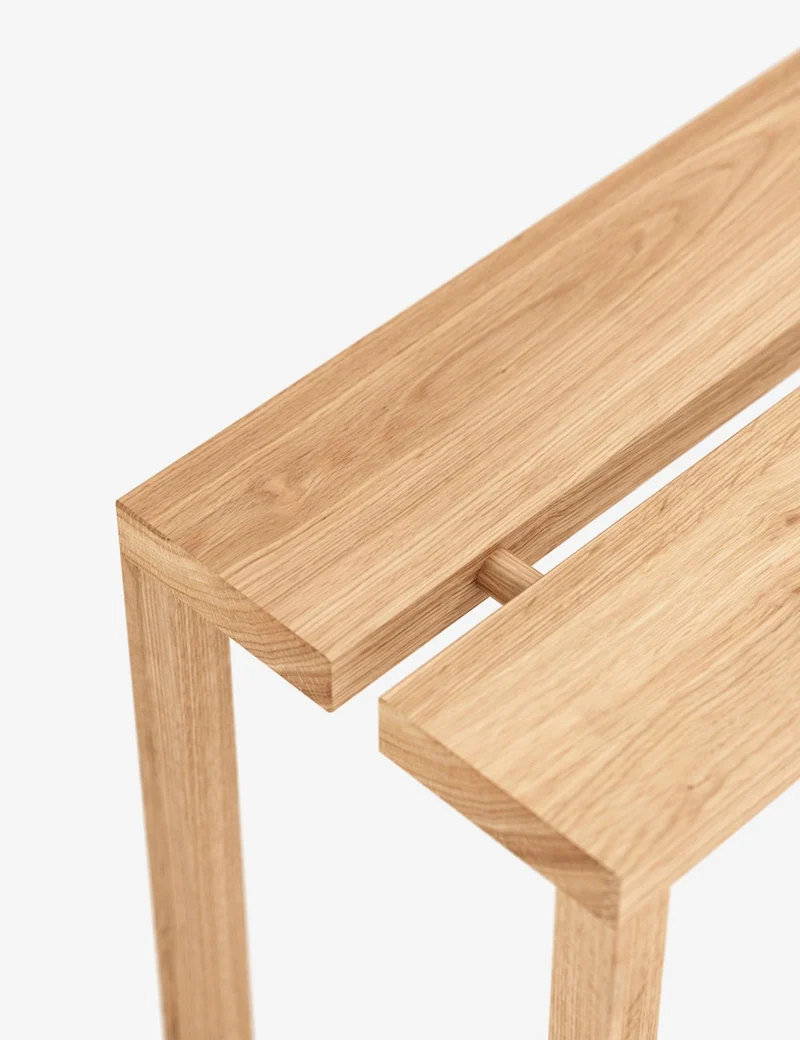peg bench
