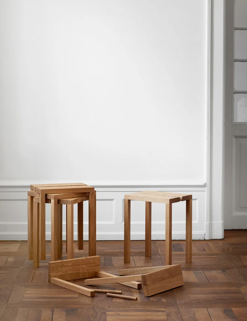 peg stool