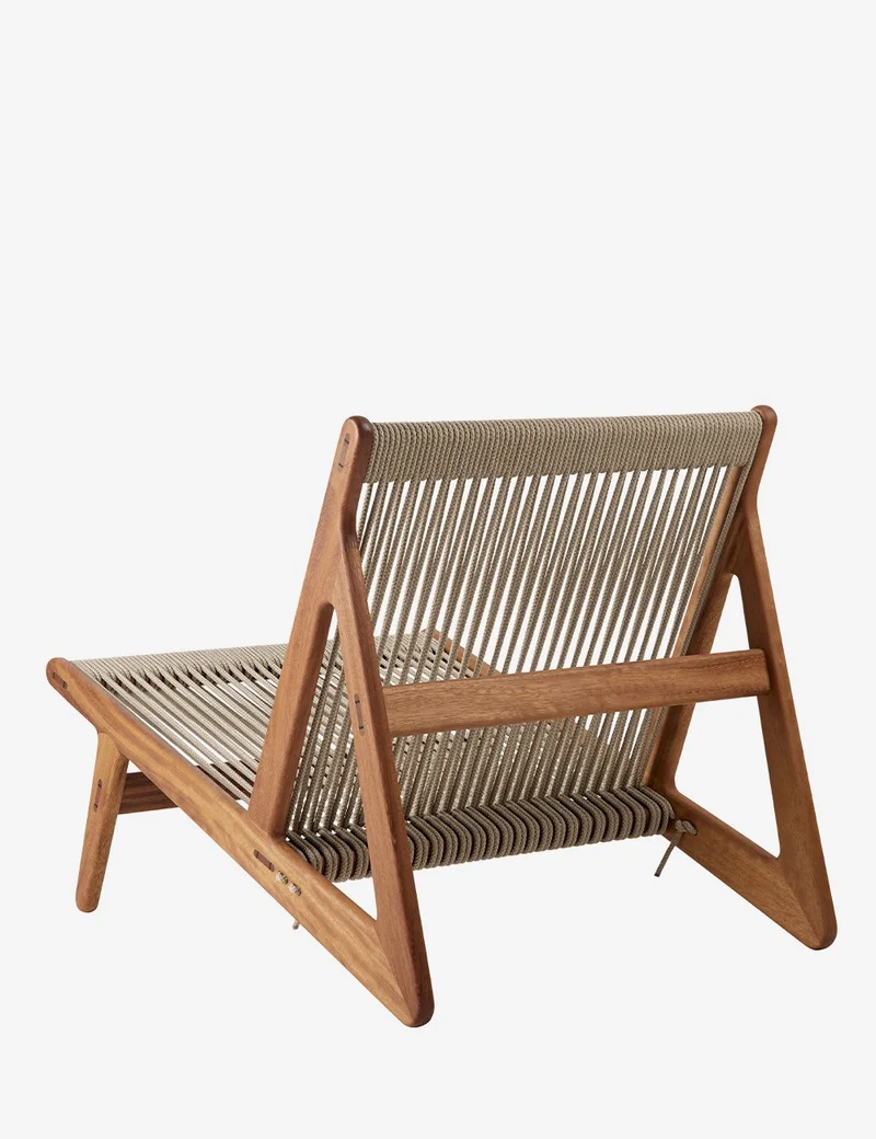 mr01 initial chair outdoor