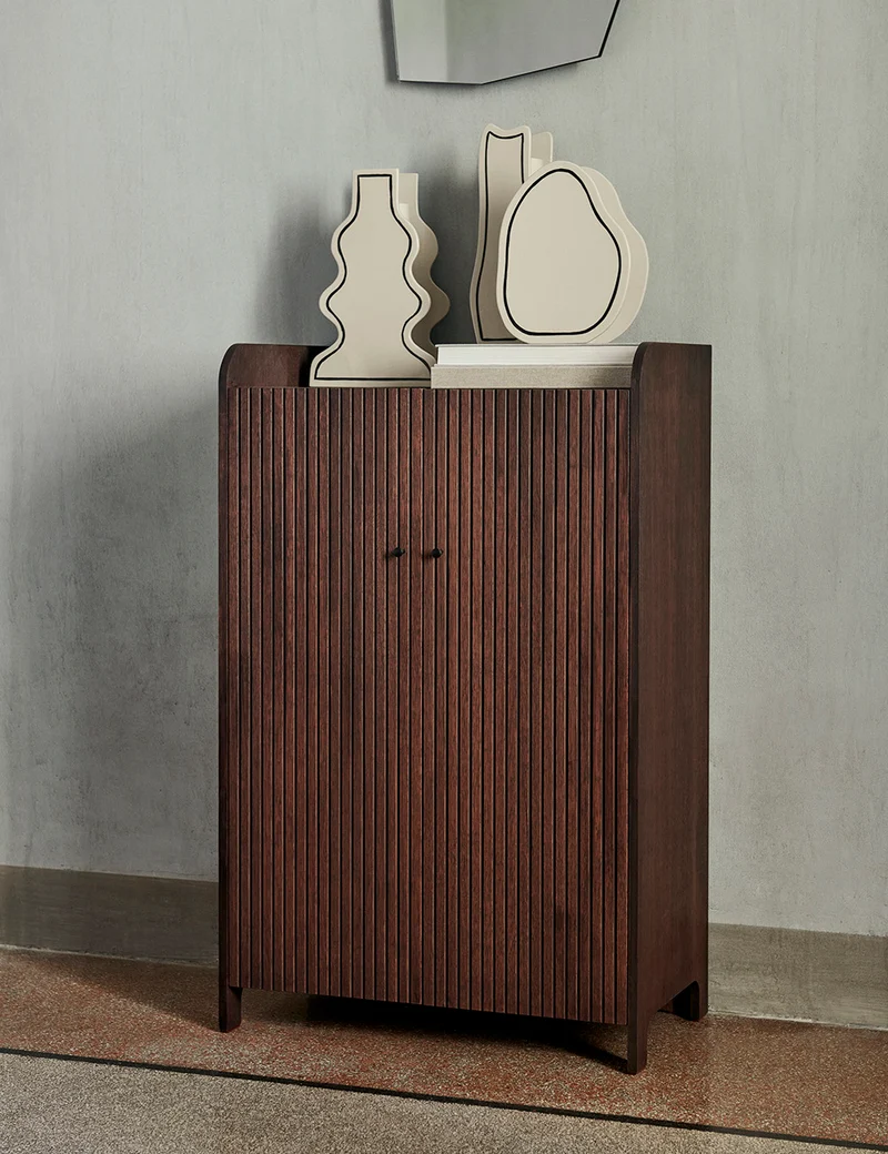 sill cupboard low