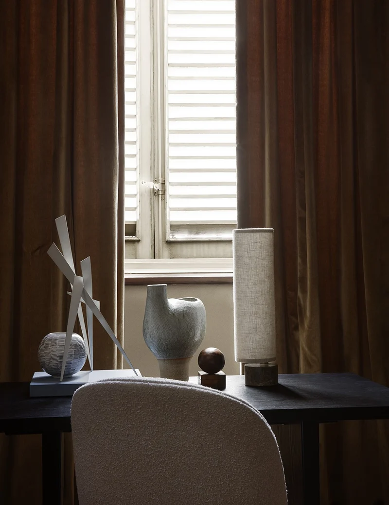 unbound table lamp