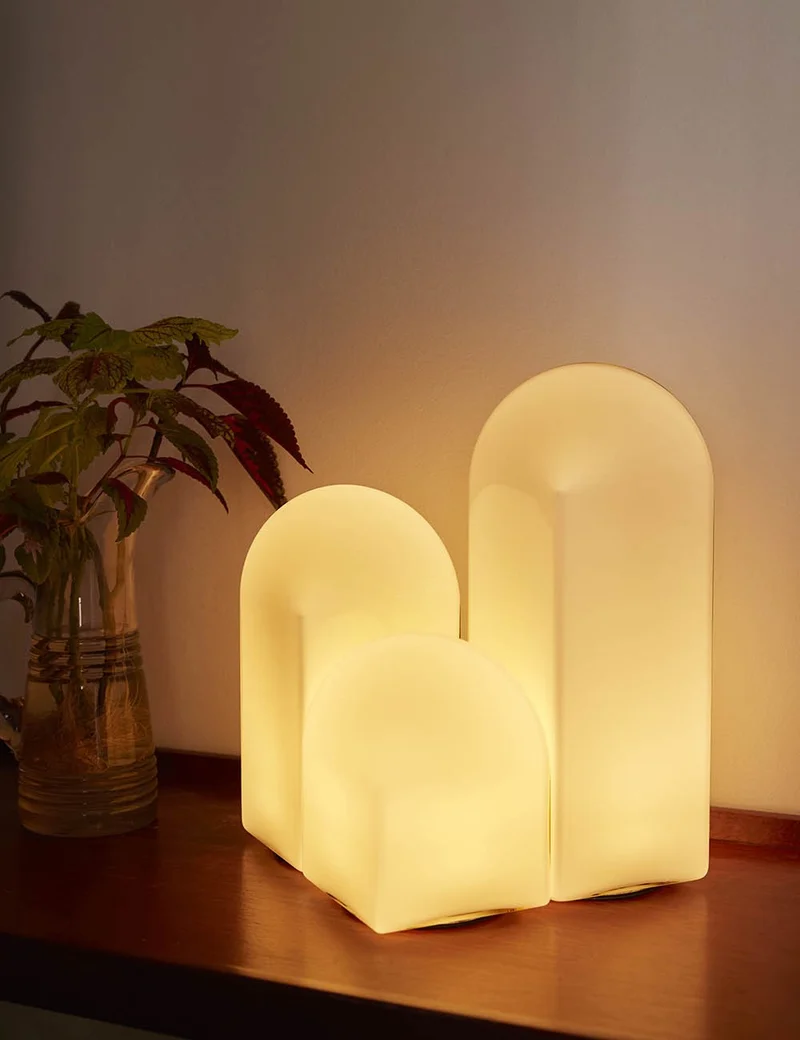 parade lamp 320