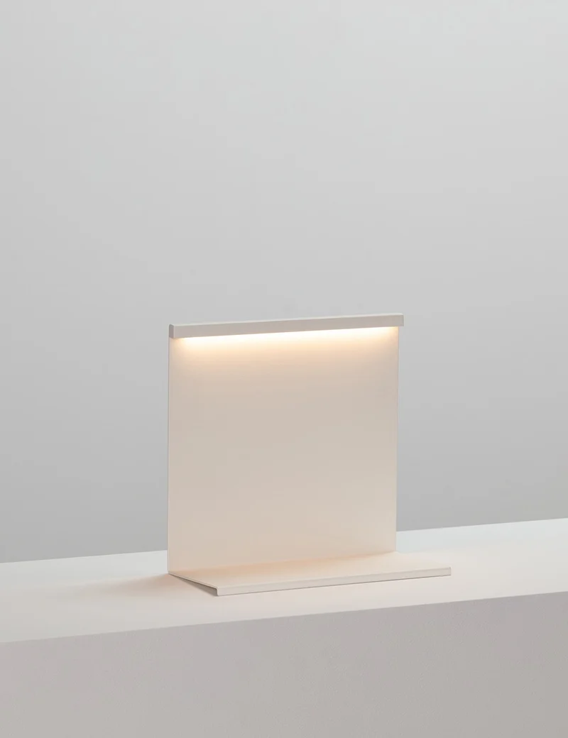 lbm table lamp