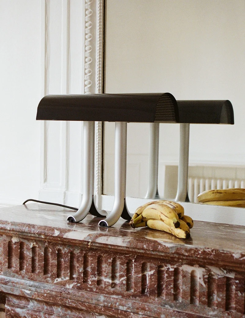 anagram lamp