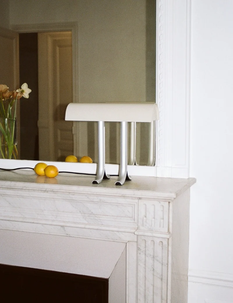 anagram lamp