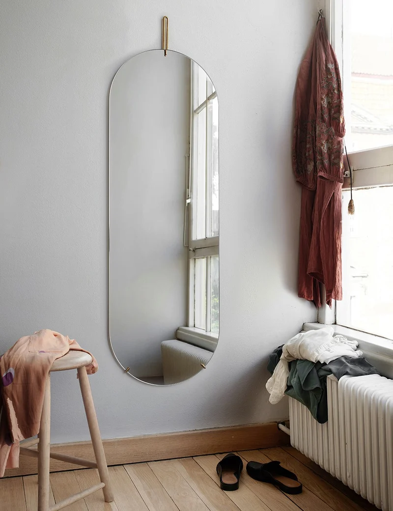 tall wall mirror