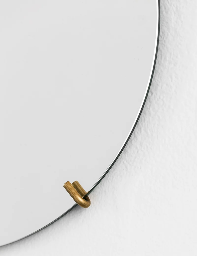 wall mirror 70