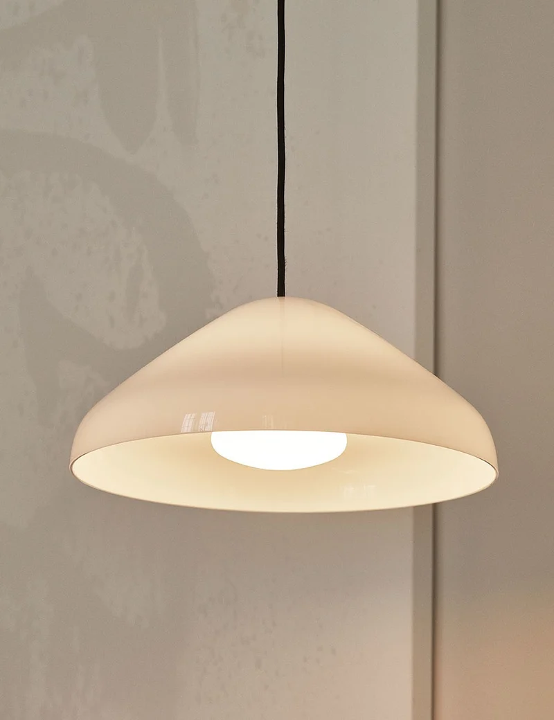 pao glass lamp