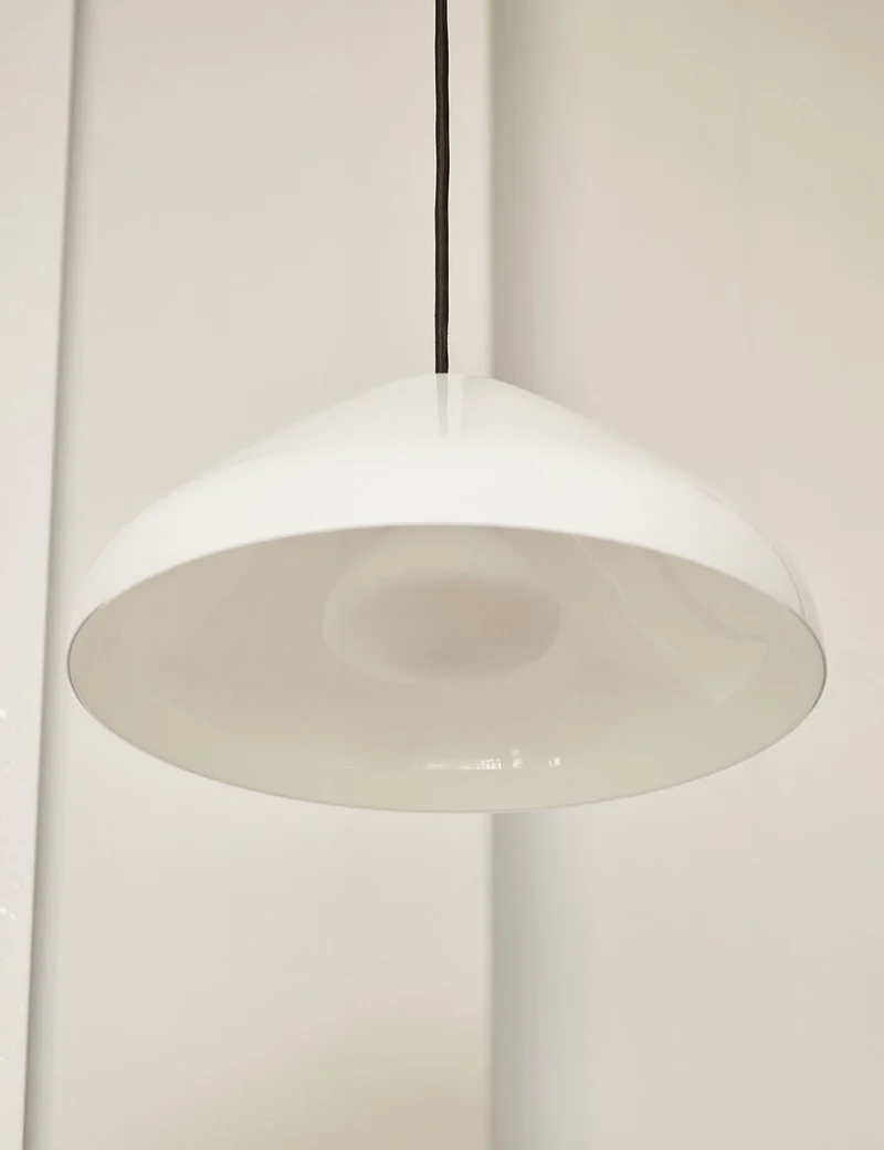 pao glass lamp