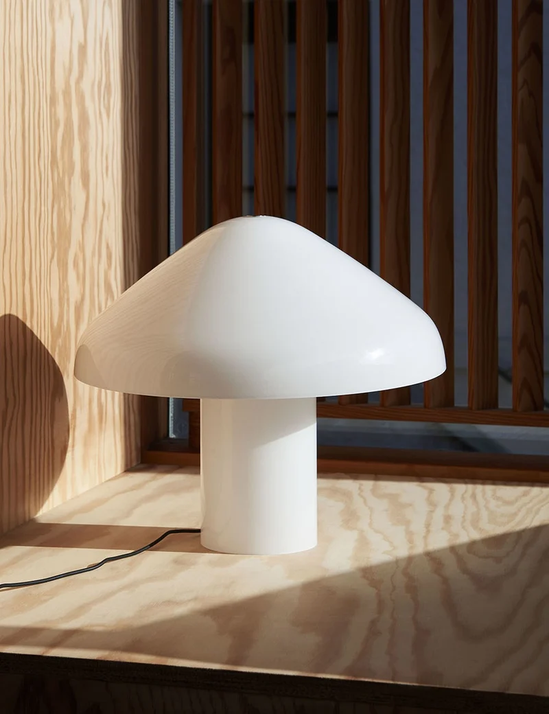 pao glass table lamp