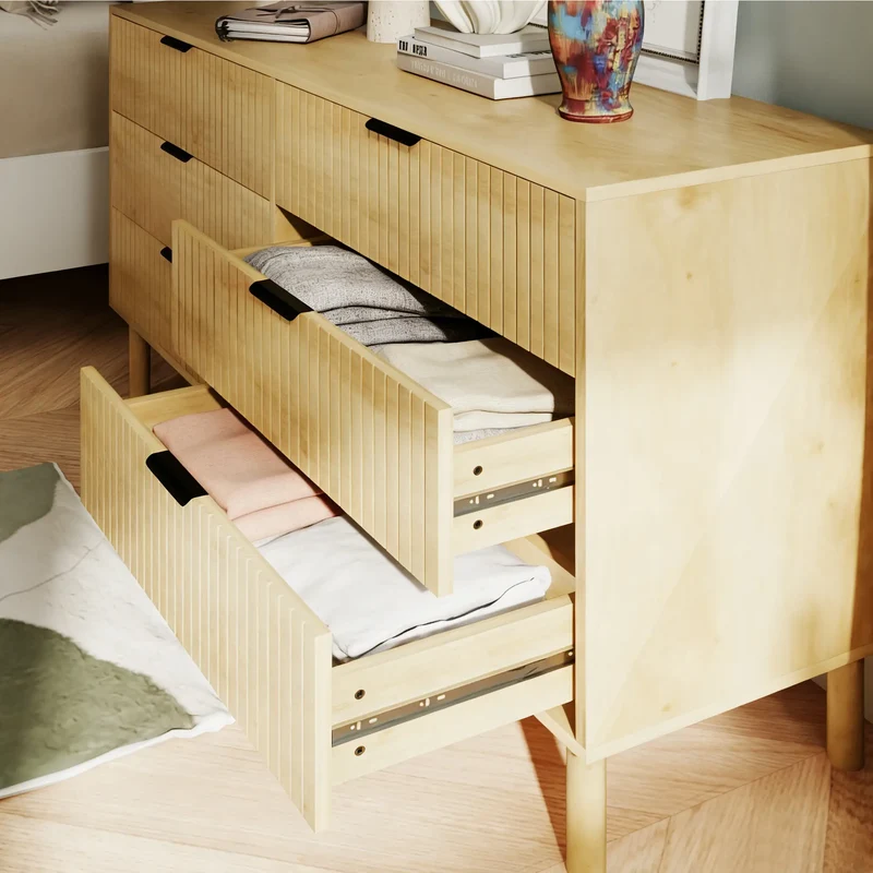 6 Drawer Dresser, Fluted Panels, Solid Wood Legs, Oak