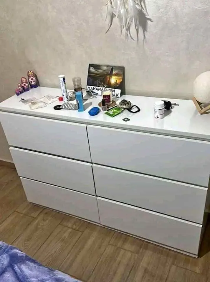 HUMBLE– Commode moderne Blanc et chêne 138x40x77 cm – 6 tiroirs
