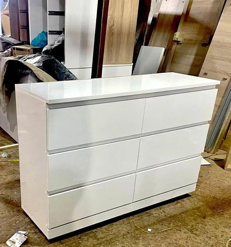 HUMBLE– Commode moderne Blanc et chêne 138x40x77 cm – 6 tiroirs