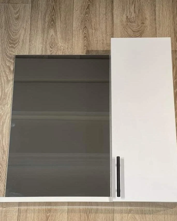TORUS - Armoire avec miroir murale