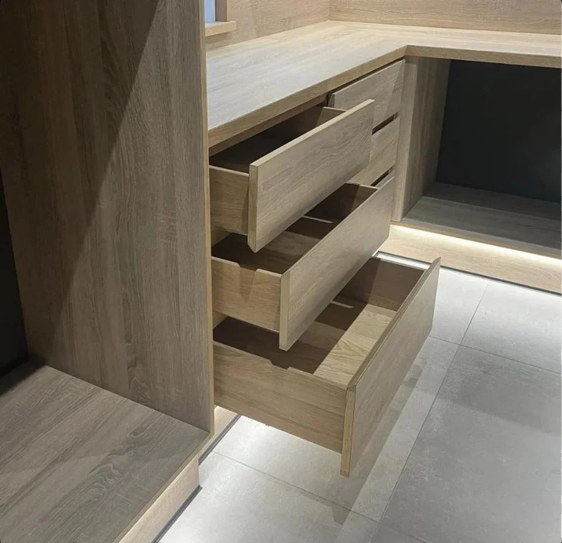 SPACIO, Dressing sur mesure prix a partir de